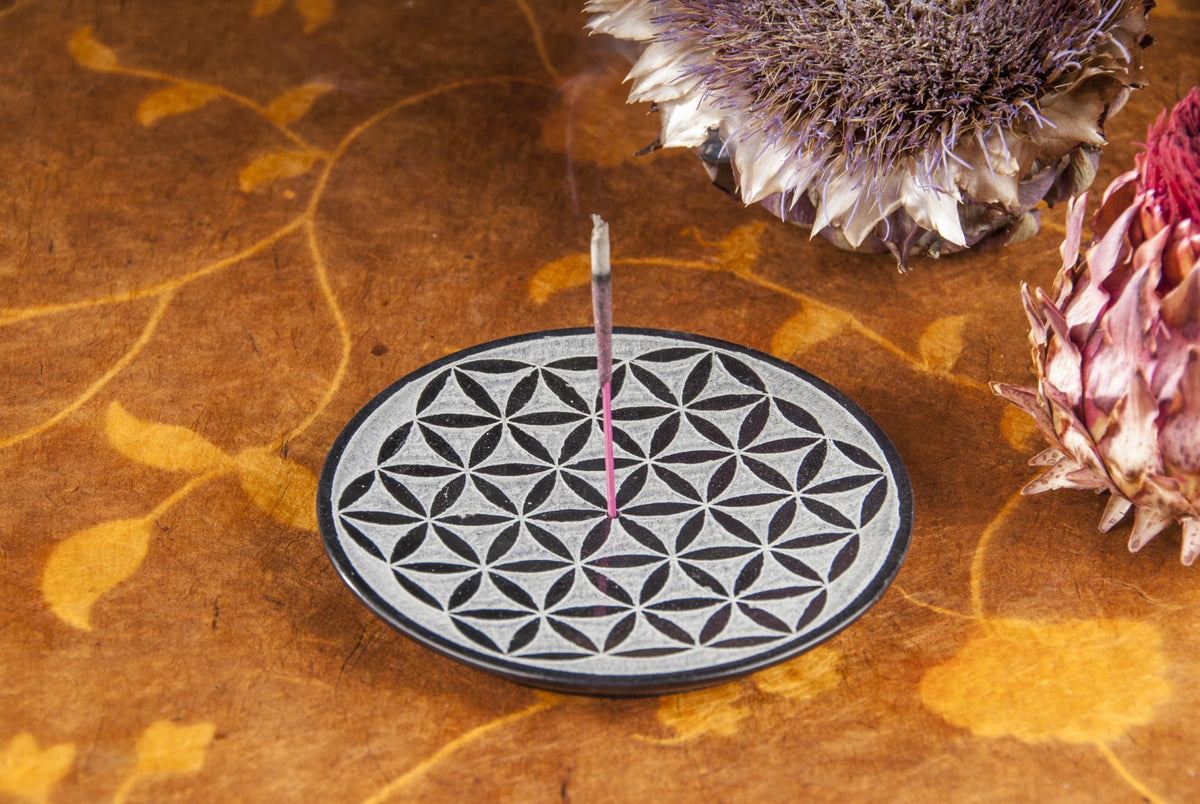 Räucherstäbchenhalter Blume des Lebens schwarz