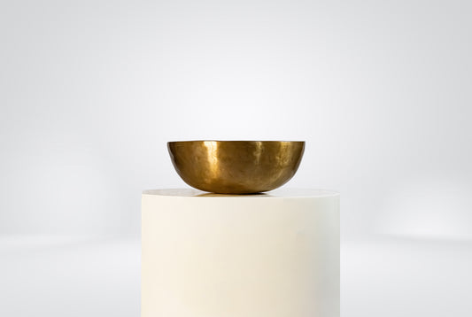 Klangschale Samadhi, Füße, Bauch